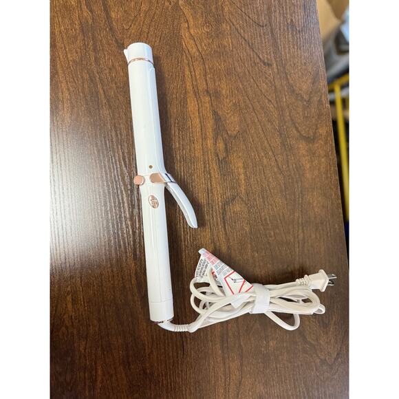 T3 SinglePass 1¼″ Curling Iron – White & Rose Gold - Picture 1 of 4